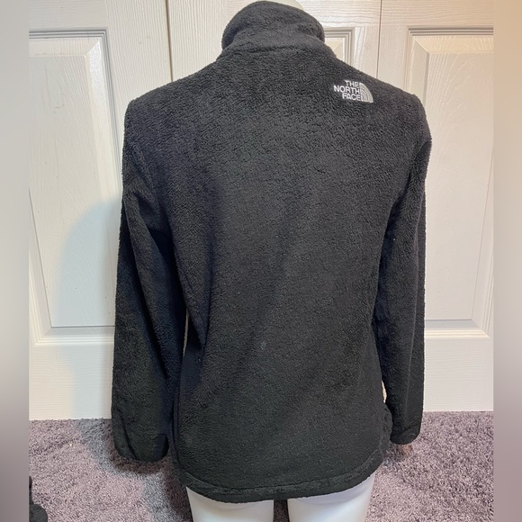 Women’s The North Face Fuzzy Zip Up Jacket - Picture 4 of 6